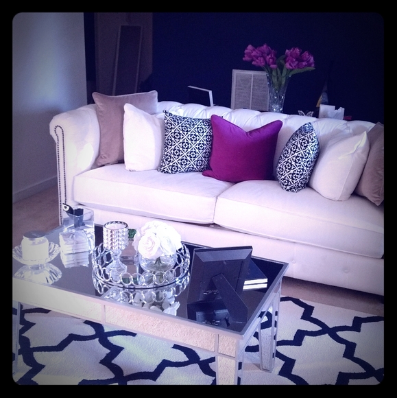 Meet your Posher, Vanessa - Picture 1 of 1